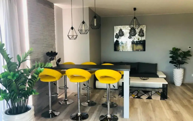 Apartament Elegance Yellow