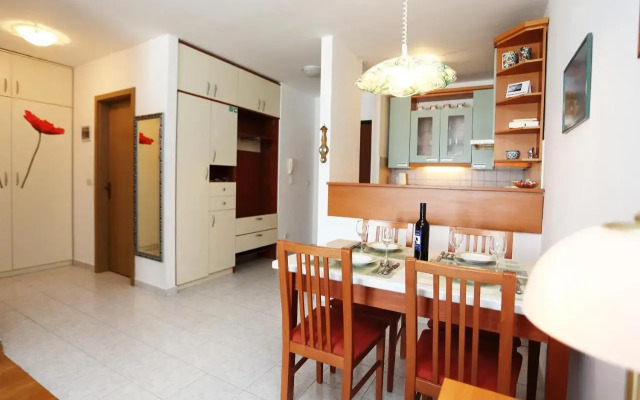 Deluxe Beach Apartments Renata