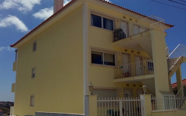 Apartment With one Bedroom in Valbom, With Wonderful sea View, Balcony