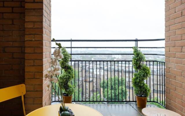 Central 2BR Home in Heart of Kensington, 4 Guests