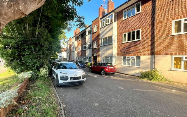 Modern 1 Bedroom Apt In Maidenhead Nr River Thames