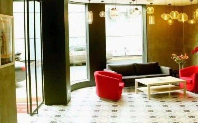 Ibis Ningbo Tianyi Square