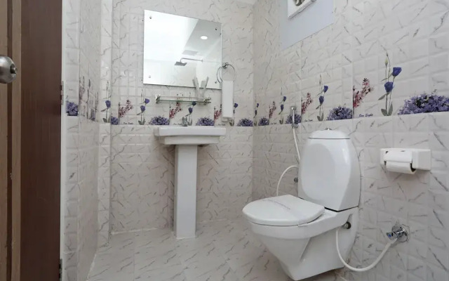 OYO 17418 Hotel Pipul