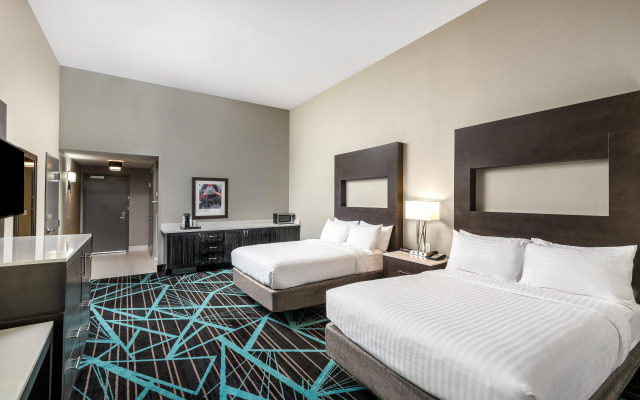 Holiday Inn Express & Suites : Charlotte Airport