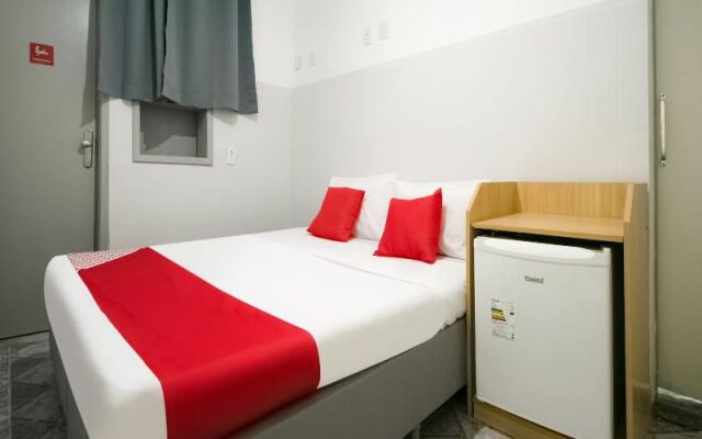 Oyo 131 Girassol Carioca