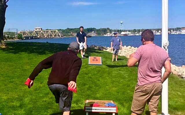 Harbor View Landing