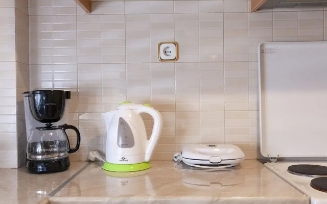 Renovated & Cool Flat In Ideal Location