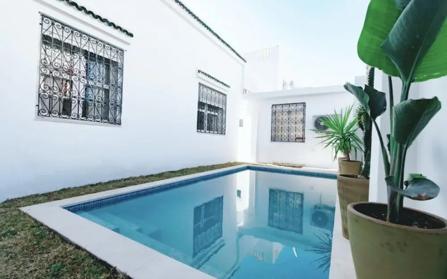 Villa Bord de mer Piscine Chauff e et Terrasse