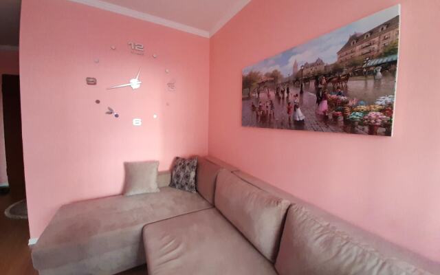 Apartment With one Bedroom in Tiranë, With Balcony and Wifi