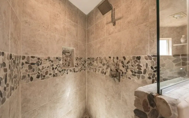 Valle Del Sol - Unbeatable Views, Spacious Luxury Home, Impeccable Furnishings