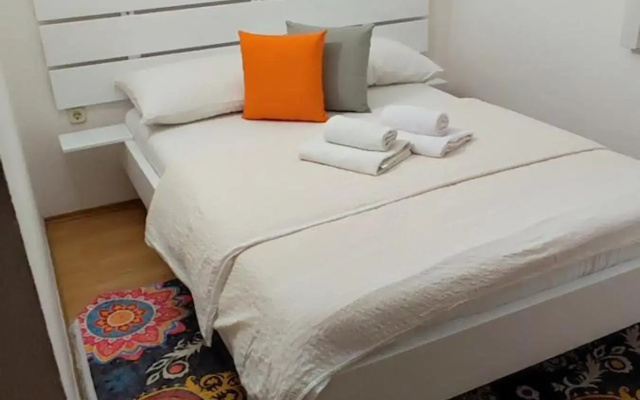 Villa Monera Apartments & Rooms
