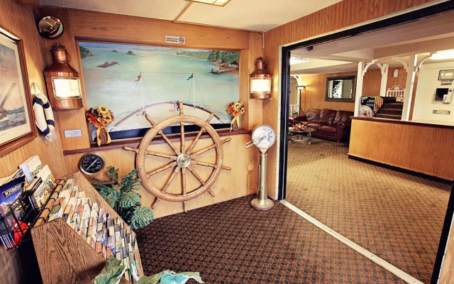 National 9 Casper - Showboat