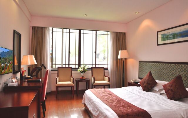 Xidi Taoyuan Hotel