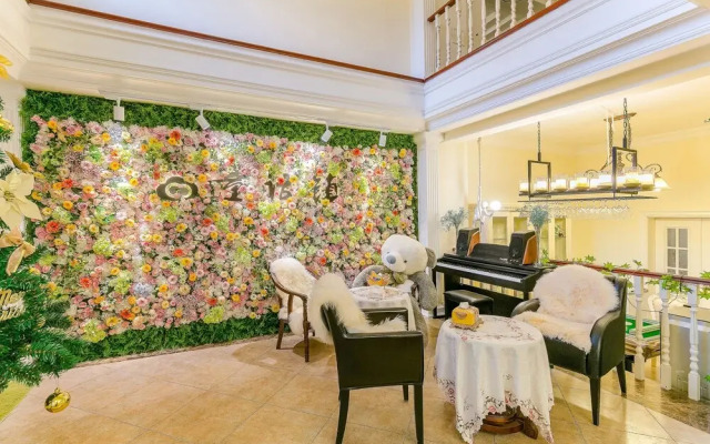 Fairy Tales Apartment