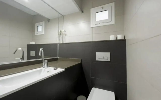 Enjoybcn Gaudi Apartments