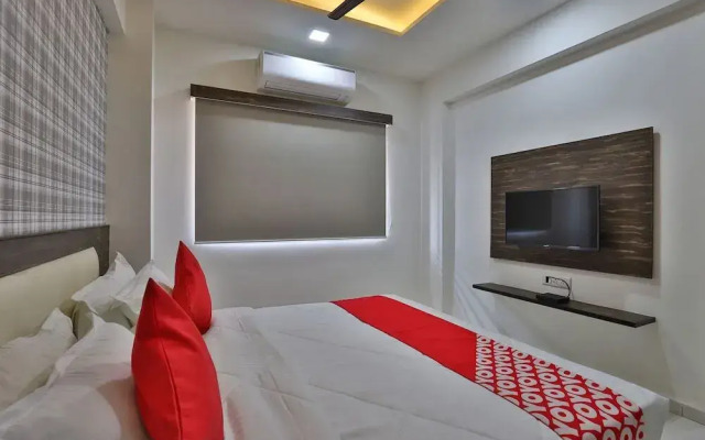 Dev Orchid By OYO Rooms