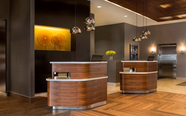 Courtyard by Marriott Calgary South