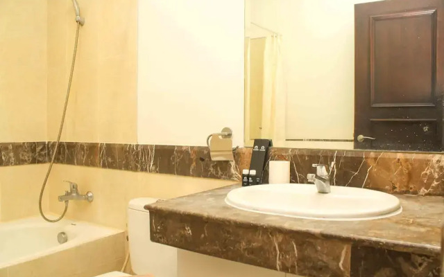 Fully Furnished with Cozy Design 2BR The Bellezza Apartment