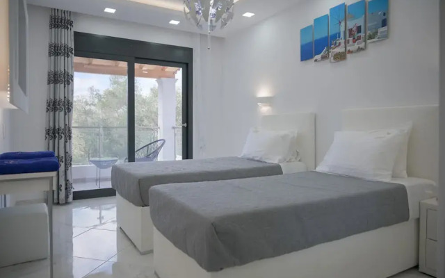 15 Guests - Luxury Villa Corfu - Luxury Villa