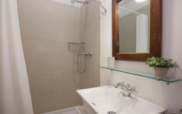 Letsgo Camp Nou Apartment