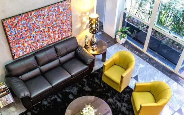 Bela Vista Service Residence