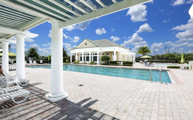 Paradise at Providence by VillaDirect
