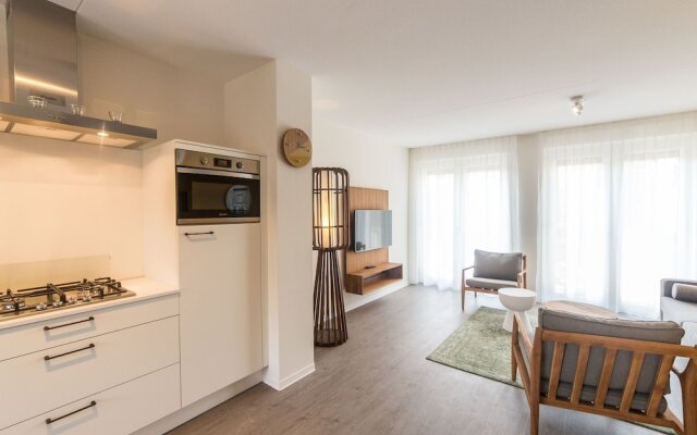 Modern Apartment, Just 4 km. From Maastricht