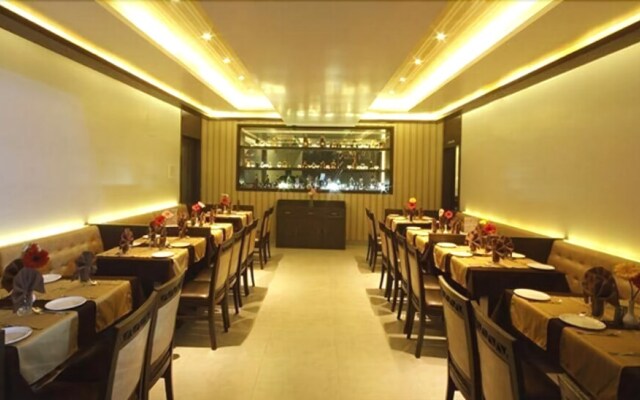 Hotel Royal Park Residency