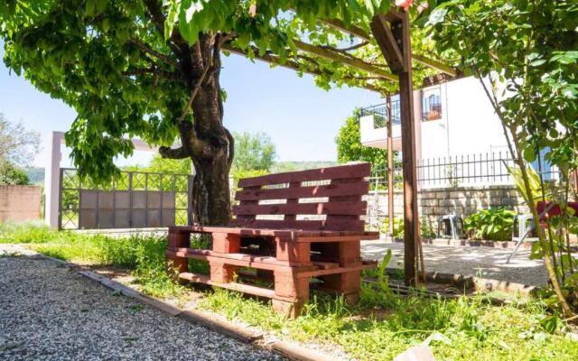 Secret Garden 76 sq.m. apartment close to city center