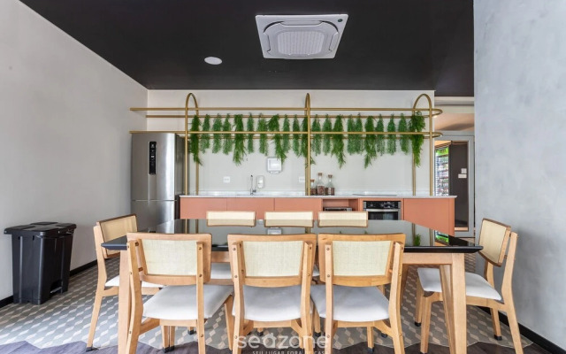 Studio 300m From the Indianopolis Metro Ois1003