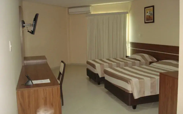 Flamboyant Suite Hotel