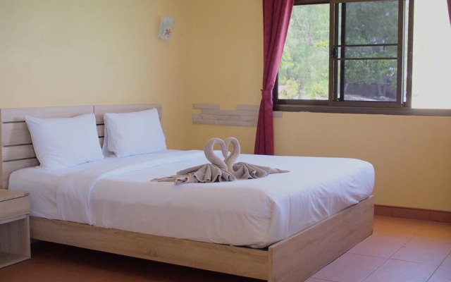 Baan Prakaikaew Resort
