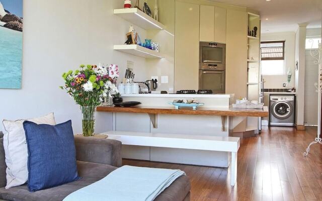 Vredenhof Self Catering Apartment