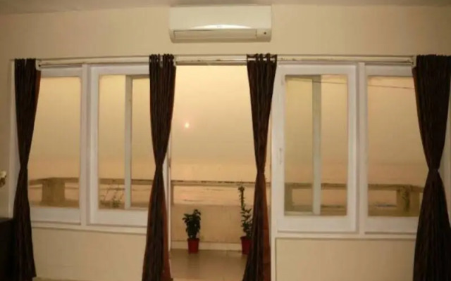 Juhu Service Apartments