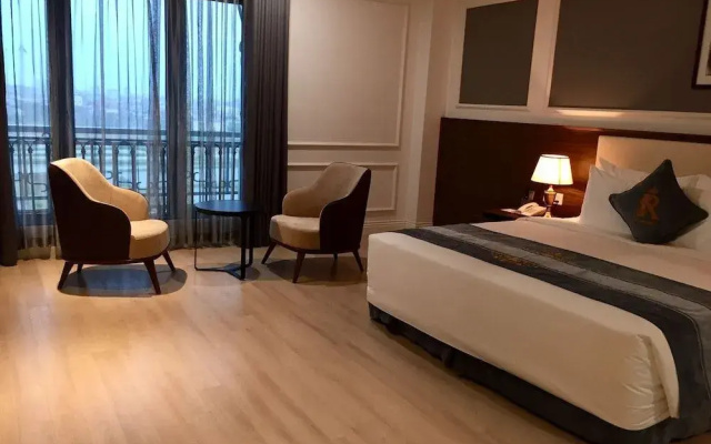 Rex Quang Binh Hotel