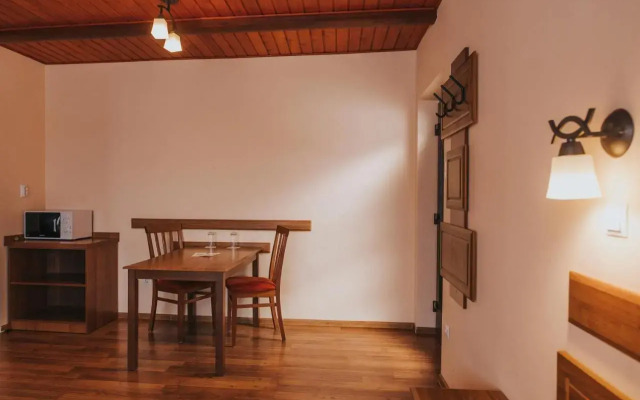 Complex turistic Han Pescaresc