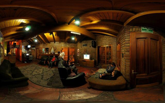 Hostel Ruca Potu