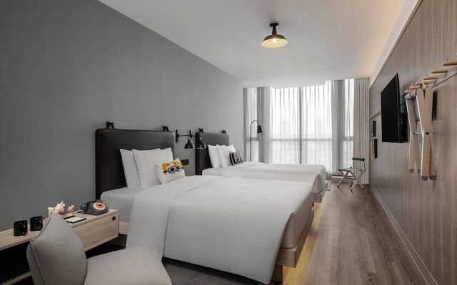 Moxy Shanghai Hongqiao NECC, a Marriott Hotel