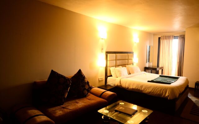 Hotel Aksa Srinagar