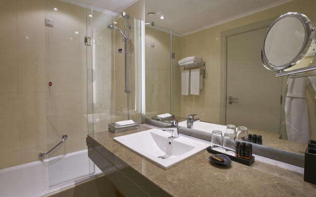 Suite Hotel Eden Mar