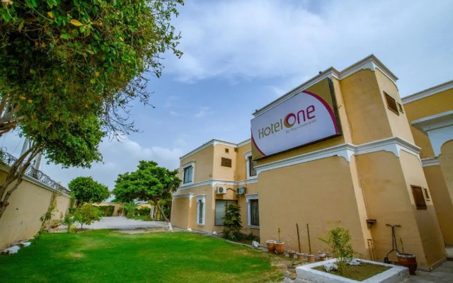 Hotel One Bahawalpur
