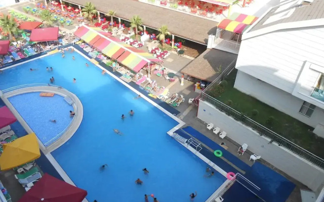 Side Win Hotel & Spa