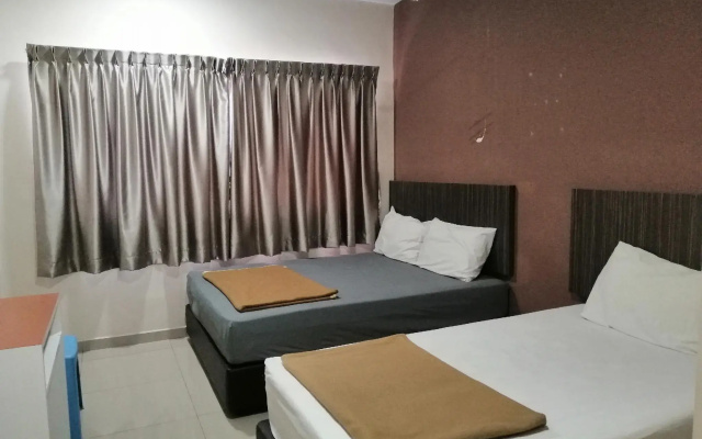 OYO 89985 Js Hotel
