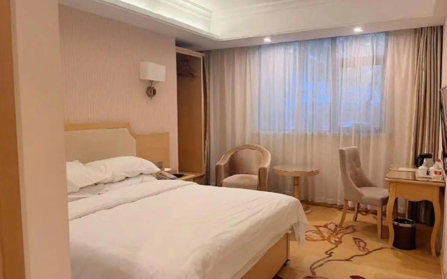 Vienna 3 Best Hotel (Shanghai Nanxiang Subway Station Branch) – Guest Rooms – Shanghai