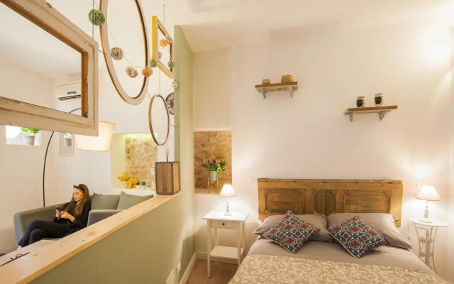 Homes4holidays - Artistic Nest