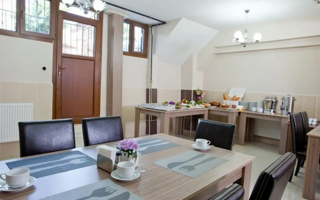 Birlik Aparthotel