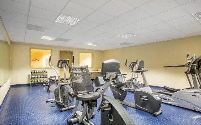 O'Fallon Suites Hotel