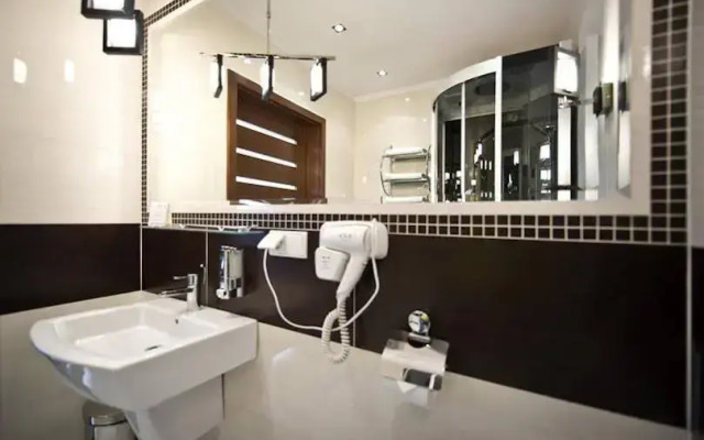 Hotel Ines