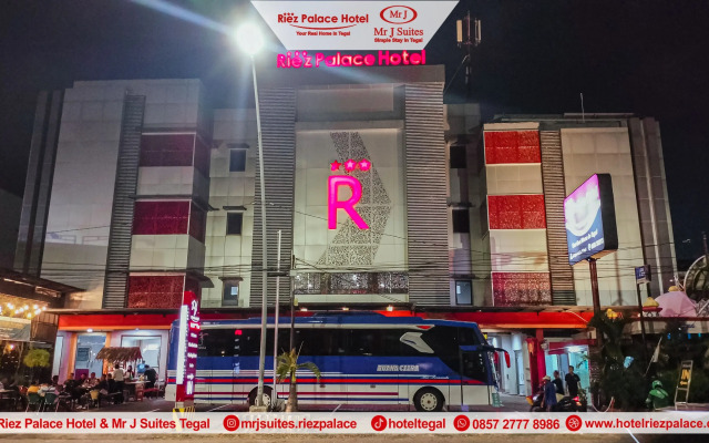 Riez Palace Hotel