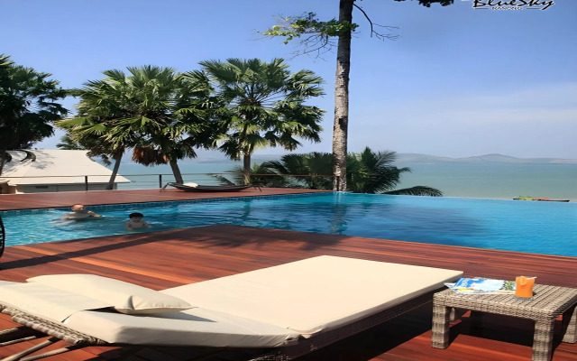 The Blue Sky Resort Ranong